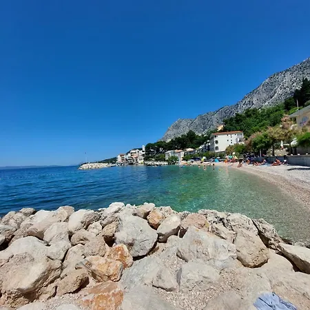 Maris, Self Check In * Drasnice