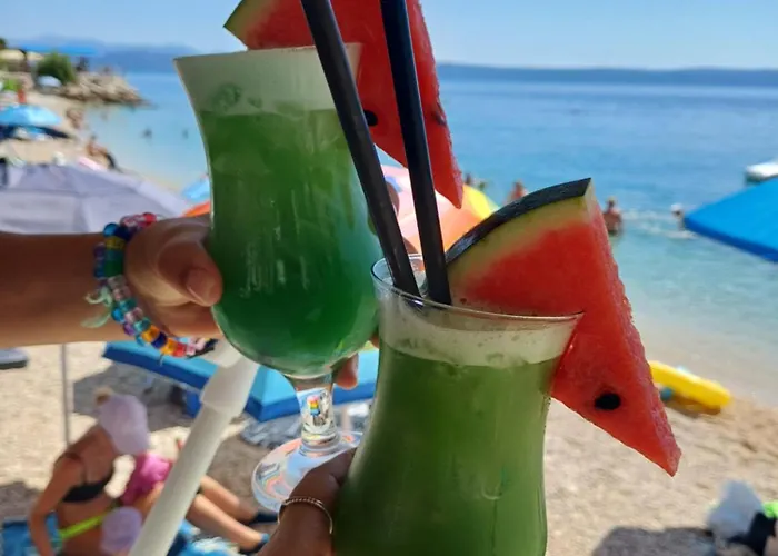 Maris, Self Check In